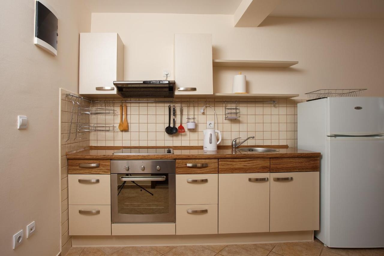 Suntime Apartment Tivat Extérieur photo